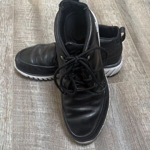 K-SWISS Blade-Light Landcrui All terrain Shoes
Size 9.5 Black